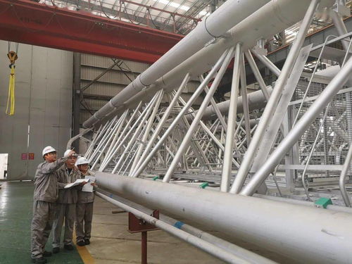 東鼎公司優(yōu)化生產(chǎn)布局 300平方米生產(chǎn)空間新規(guī)劃與6套泵塔存儲(chǔ)龍門架全面投用，助力橡膠防塵套制造效率提升